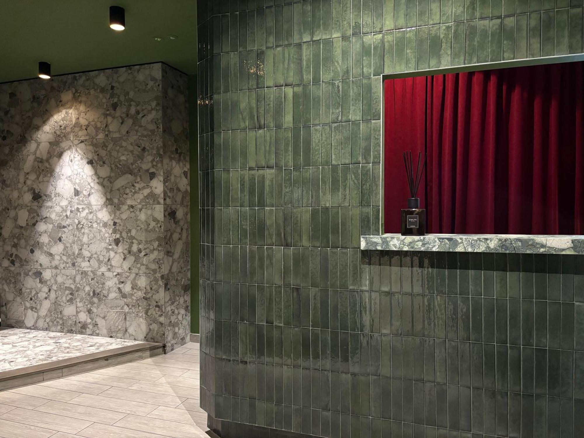 Av Hotel Milano — Photos 2